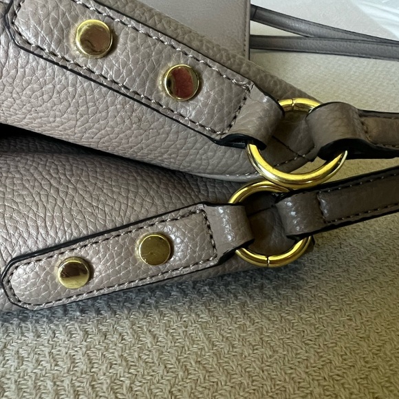 Anne Klein Leather handbag, like new. Excellent condition. Gold hardware. - Picture 5 of 12